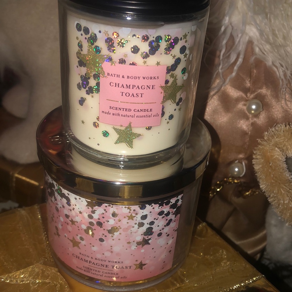 Bath and body works Champagne and toast candles